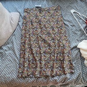 LOFT Floral Midi Skirt with Elastic Band (Size L)